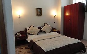 Hostel Miorita Bucharest Room photo