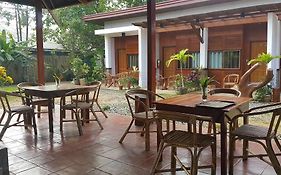 Uyang Bed & Breakfast Puerto Princesa Exterior photo