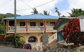 River Side House Soufriere Exterior photo