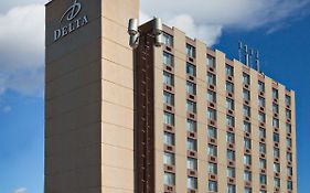 Delta Hotels By Marriott Saguenay Conference Centre Exterior photo