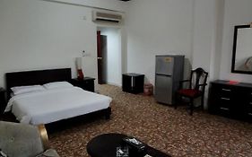 Grand Suite Doha Exterior photo
