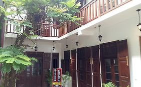 Southern Comforts Hotel Galle Exterior photo