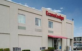 Econo Lodge Near Potomac Mills Woodbridge Exterior photo