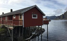Buodden Rorbuer - Fisherman Cabins Sorvagen Villa Exterior photo