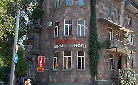 Manand Hotel Yerevan Exterior photo