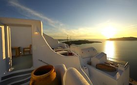 Ikastikies Suites Santorini Island Exterior photo
