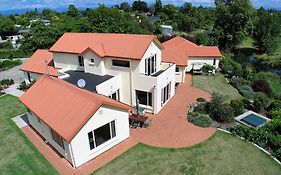 Motueka Homestay Bed & Breakfast Exterior photo