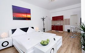 Hotel Design Apart Dusseldorf Room photo