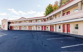 Econo Lodge West Springfield Exterior photo