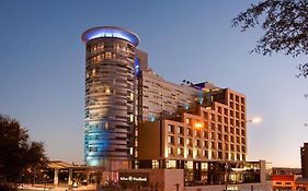 Hilton Windhoek Hotel Exterior photo