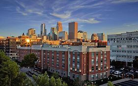 Towneplace Suites By Marriott Minneapolis Downtown/North Loop Exterior photo