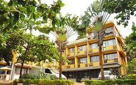 Bativa Hotel Kampala Exterior photo