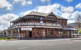 The Mile End Hotel Adelaide Exterior photo