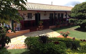 Villa Liliana Lodge Mesa De Los Santos Los Santos  Exterior photo