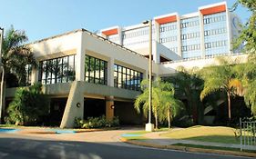 Howard Johnson By Wyndham San Juan Centro Cardiovascular Exterior photo