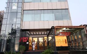 Milenium Boutique Hotel Faridabad Exterior photo