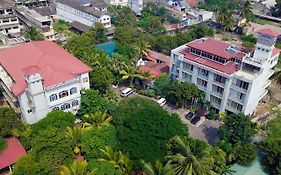 Tilko City Hotel Jaffna Exterior photo