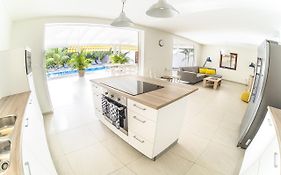 Luxury Apartments Curacao Jan Thiel Exterior photo