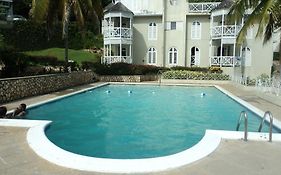 Chill On The Hill Apartment Ocho Rios Exterior photo