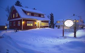 Old Iron Inn Bed And Breakfast Caribou Exterior photo