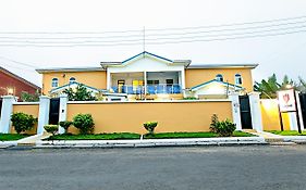 @Home Boutique B&B Hostel And Suite Accra Exterior photo