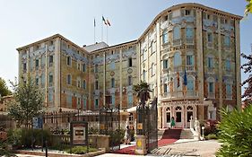 Ausonia Hungaria Wellness & Lifestyle Hotel Lido di Venezia Exterior photo