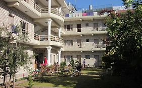 Hotel Lotus Inn Pokhara Exterior photo