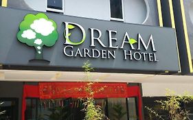 Dream Garden Hotel Klang Exterior photo