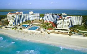 Crown Paradise Club Cancun Exterior photo