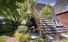 Haka Lodge Christchurch Exterior photo