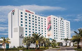 Hilton Garden Inn Miami Dolphin Mall Exterior photo