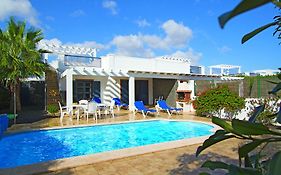 Sun Grove Villas & Spa Playa Blanca  Exterior photo