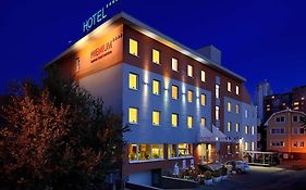 Premium Business Hotel Bratislava Exterior photo