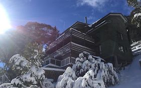 Winterhaus Lodge Thredbo Village Exterior photo