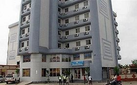 Afrique Hotel Douala Airport Exterior photo