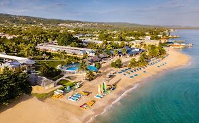 Jewel Runaway Bay Beach Resort & Waterpark Exterior photo
