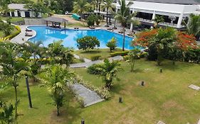 Nasau Resort & Villas Nadi Exterior photo