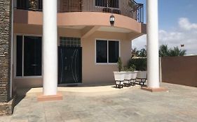 Henlesby Apartment Accra Exterior photo