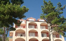 Villa Amalia Omis Exterior photo