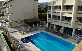 Blue Palace Apart Hotel Marmaris Exterior photo