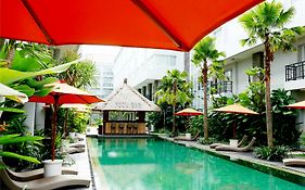 B Hotel Bali & Spa Denpasar  Exterior photo