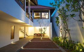 Jetwing Thalahena Villas Negombo Exterior photo