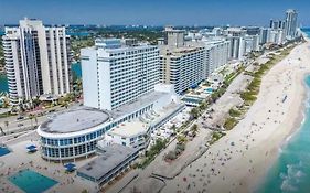 Castle Beach Club Apartments Miami Beach Exterior photo