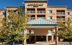 Courtyard By Marriott Cleveland Independence Hotel Exterior photo