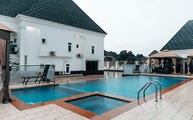 Poshlux Executive Hotel Benin City Exterior photo