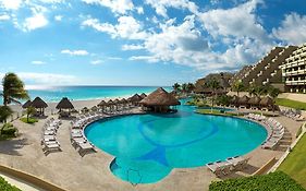 Paradisus Cancun All Inclusive Swimming Pool photo