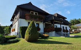 Villa Knezevic Plitvicka Jezera Exterior photo