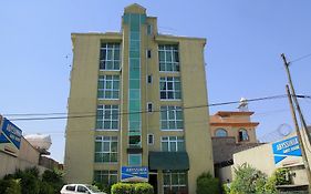 Abyssinia Guest House Addis Ababa Exterior photo