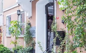 Babu House Apartment Istanbul Exterior photo