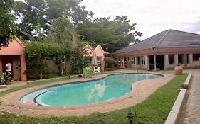Tasha Lodge & Tours Livingstone Exterior photo